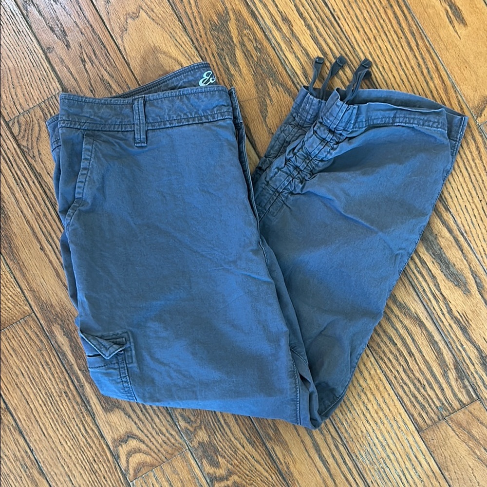 Eddie Bauer Cargos